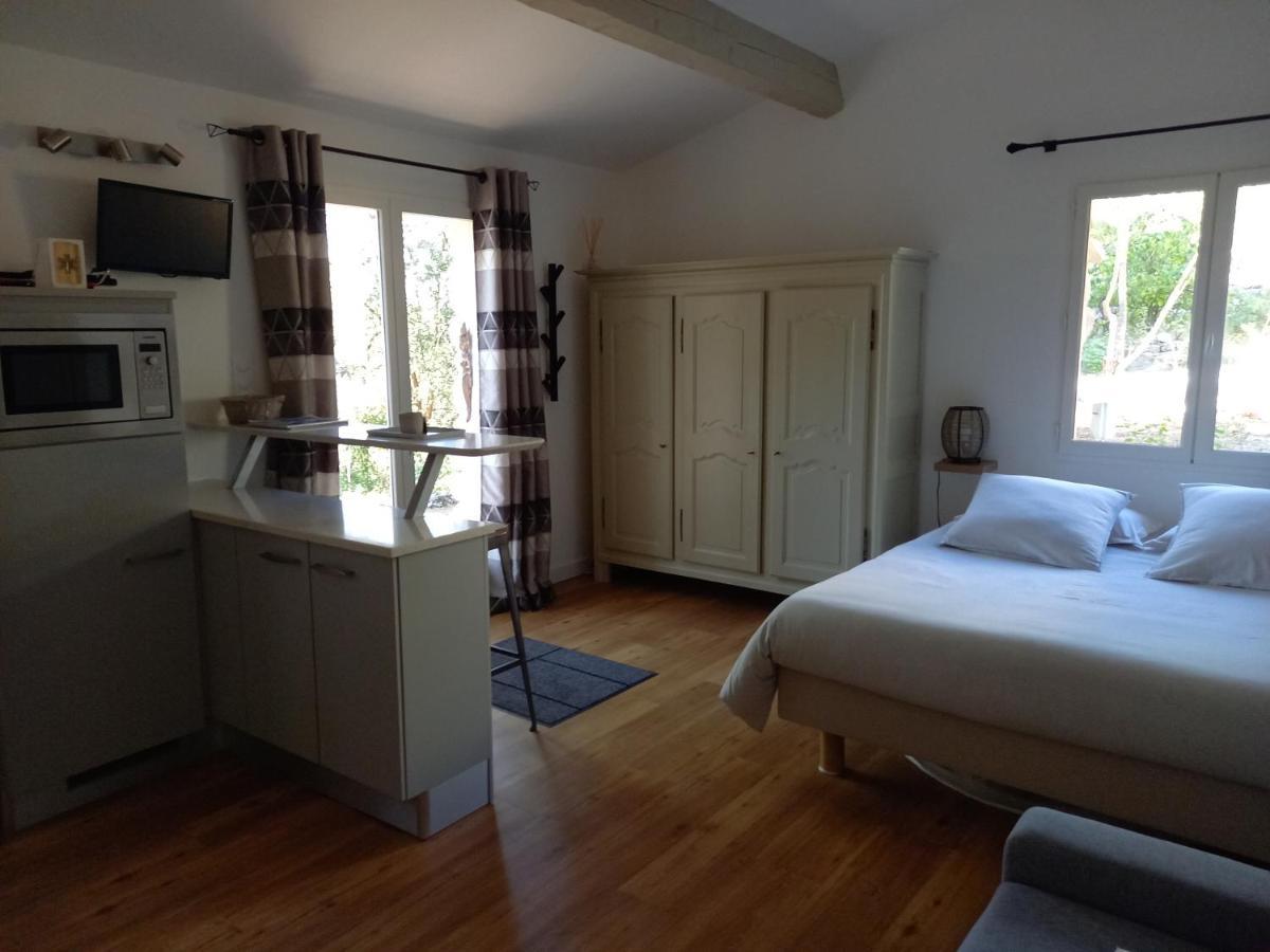 Gite Avec Spa Jacuzzi Au Coeur De Provence Cote D'Azur Saint-Antonin-du-Var Esterno foto