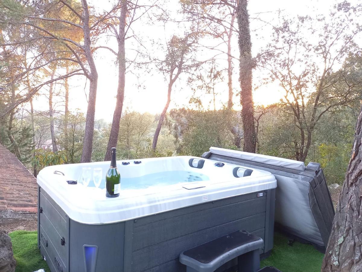 Gite Avec Spa Jacuzzi Au Coeur De Provence Cote D'Azur Saint-Antonin-du-Var Esterno foto